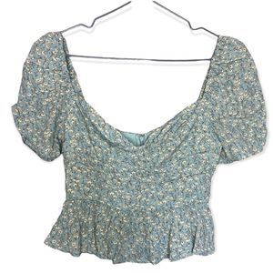 Astr The Label NWT Blue Ditsy Floral Smocked Cinched Cropped Blouse Size Small